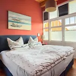 3 Bedroom Beautiful Home In Thandorf Thandorf