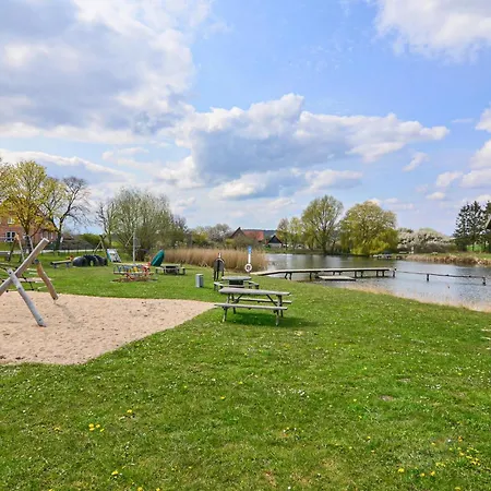 3 Bedroom Beautiful In * Thandorf