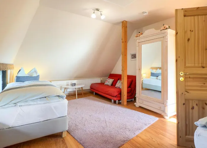 3 Bedroom Cozy Home In Thandorf Ferienhaus Thandorf