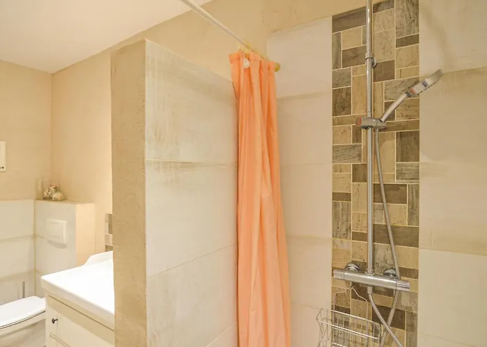 3 Bedroom Cozy Home In Thandorf